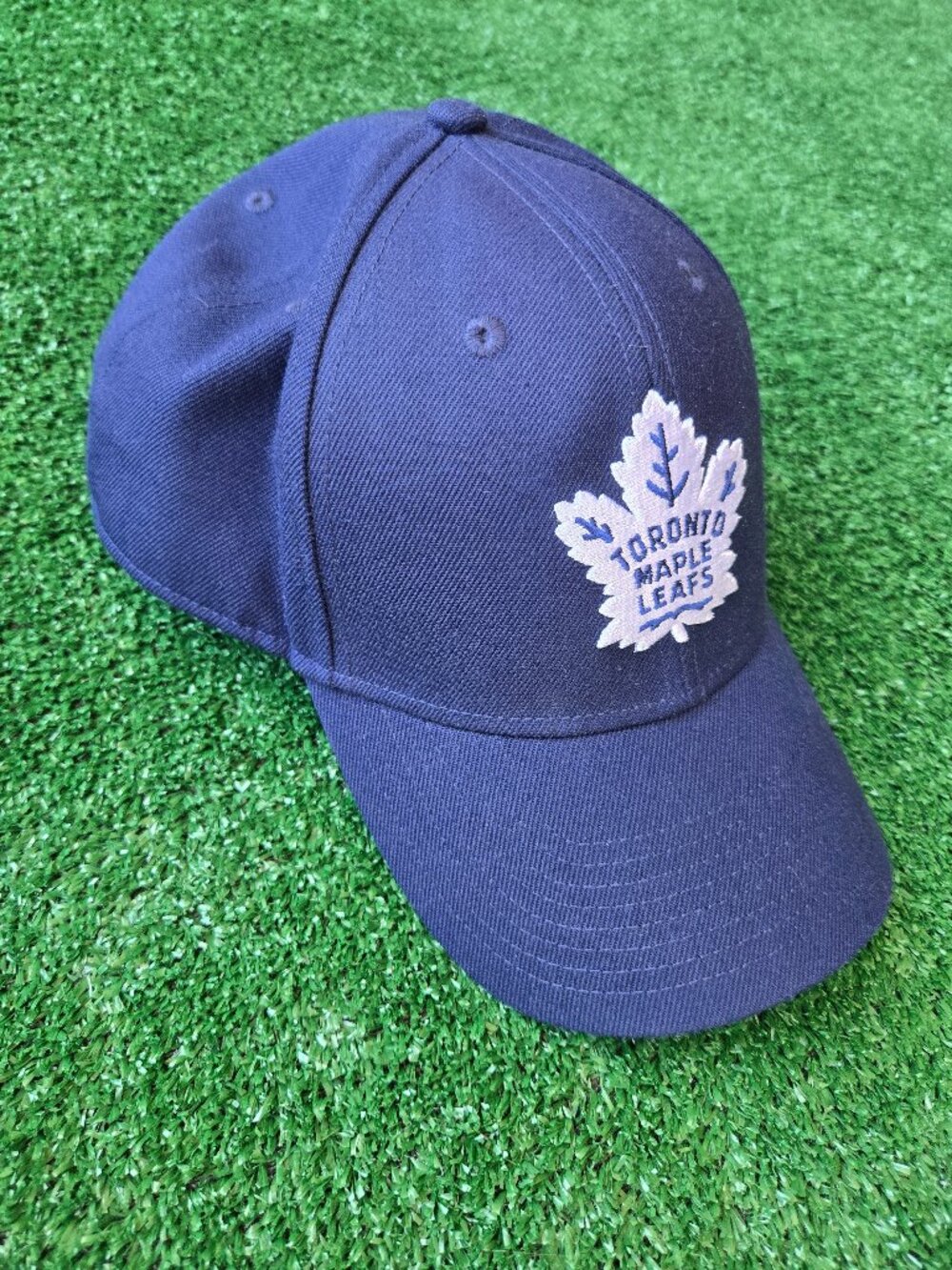 NHL Toronto Maple Leafs structured snapback baseball cap from '47 Brand
